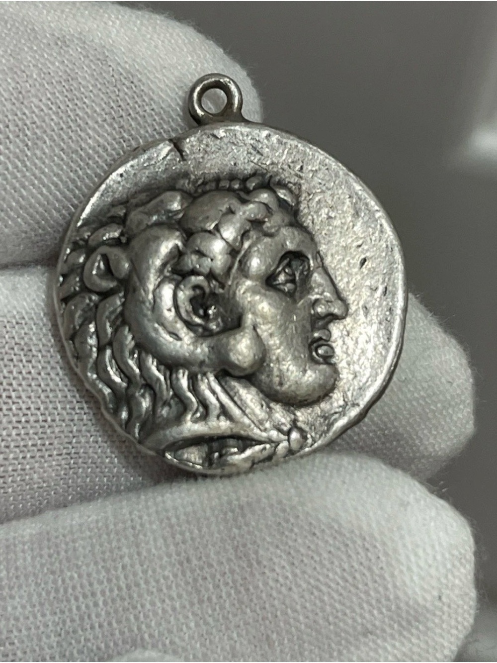 Silver Ancient Greek–Style Coin Pendant – Alexander the Great Design VTG RARE